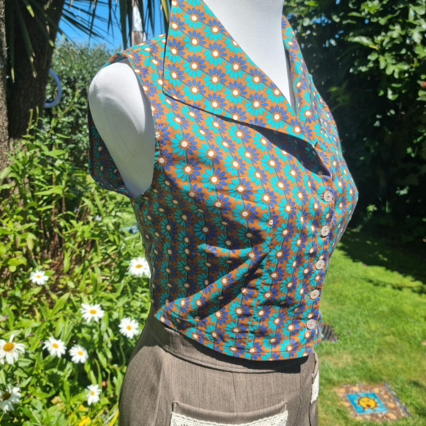 Mabel Main Meadow Hour Sleeveless Shirt